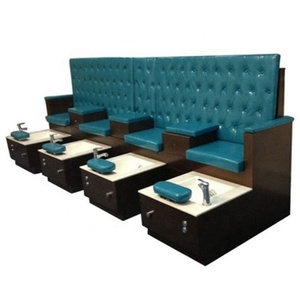 Sillón de Pedicura Whirlpool European Touch Versas y Equipo de Masaje Usado en Venta - Product Image 1