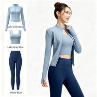 Ensemble de yoga 3 pièces pour femme : veste de sport à fermeture éclair à manches longues, soutien-gorge de sport et leggings taille haute froncés aux fesses, couleur unie, pour la gym
