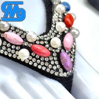 Tongs en strass et perles, export Brésil, MOQ300, personnalisables, 20 jours, EXW