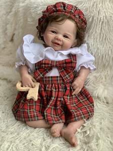 Poupée interactive de haute qualité - Bébés super réalistes pour collectionneurs et passionnés - Product Image 2