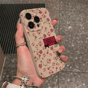 เคสโทรศัพท์ iPhone 17 Pro Max ลายจีบสีชมพู ฉลากภาษาอังกฤษ ผิวด้าน ตัดเย็บแม่นยำ ป้องกันการกระแทก - Product Image 5