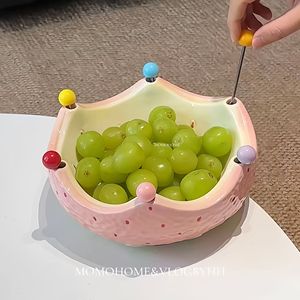 Ensemble de plateaux <span class=keywords><strong>à</strong></span> dessert et assiettes <span class=keywords><strong>à</strong></span> <span class=keywords><strong>fruits</strong></span> en porcelaine de haute qualité, mignon, <span class=keywords><strong>grande</strong></span> capacité, avec fourchettes et brochettes sécurisées - Product Image 1