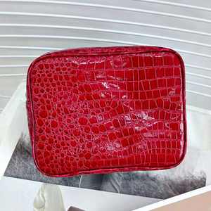 Bolsa de Cosméticos de Viaje de Piel de Cocodrilo al por Mayor, Bolsa de Maquillaje Borgoña de Gran Capacidad, Bolsa de Colección de Moda para Mujer, Bolsa de Viaje - Product Image 4