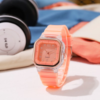 Montre à mouvement à quartz écologique et tendance avec bracelet en caoutchouc pour hommes, femmes, couples, étudiants ; Luxe léger, élégante, design de niche
