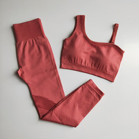 Produits tendance Nouveautés Ensembles de fitness et de gymnastique de haute qualité Costumes de sport Ensemble d'entraînement de yoga sans couture