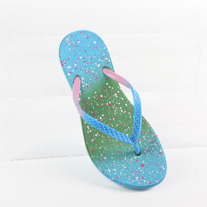 Chanclas de PVC de Verano con Punta Abierta Coloridas, Fabricante Mayorista en Vietnam - Product Image 5