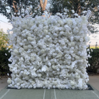 Décorations murales OEM pour mariage et Saint-Valentin, panneau floral enroulable 5D de 2,4 m x 2,4 m, toile de fond rose 5D, mur de fleurs rouges