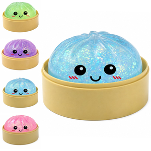 Juguetes Blandos Antiestrés 2026: Dumplings y Bollos con Cara Sonriente al Vapor, Juguetes de Comida con Kit de Vaporera - Product Image 1