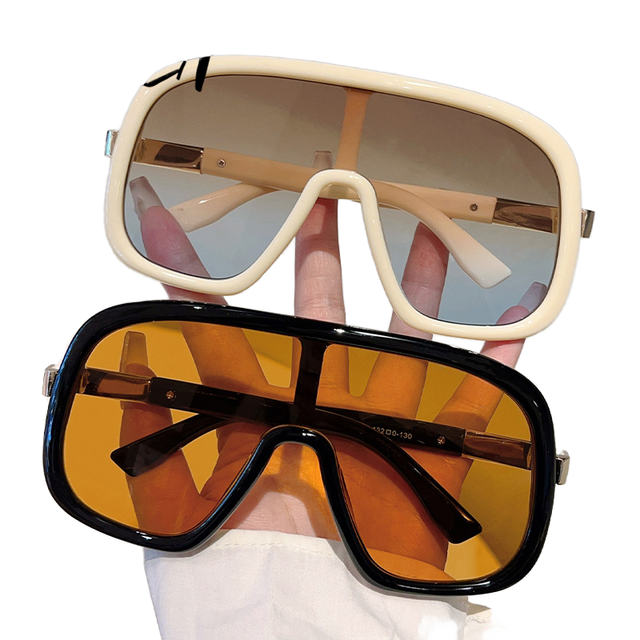 2025 Unique Vintage Y2K Oversized Sunglasses for Women Men One Piece UV400 Lens Shield Windproof Punk Sun Glasses Popular Frame