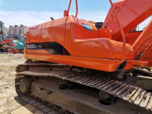 Excavatrice d'occasion DOOSAN DH220LC-7 22 tonnes, engins de terrassement d'occasion en stock à vendre, plus grand fournisseur à Shanghai - Product Image 3