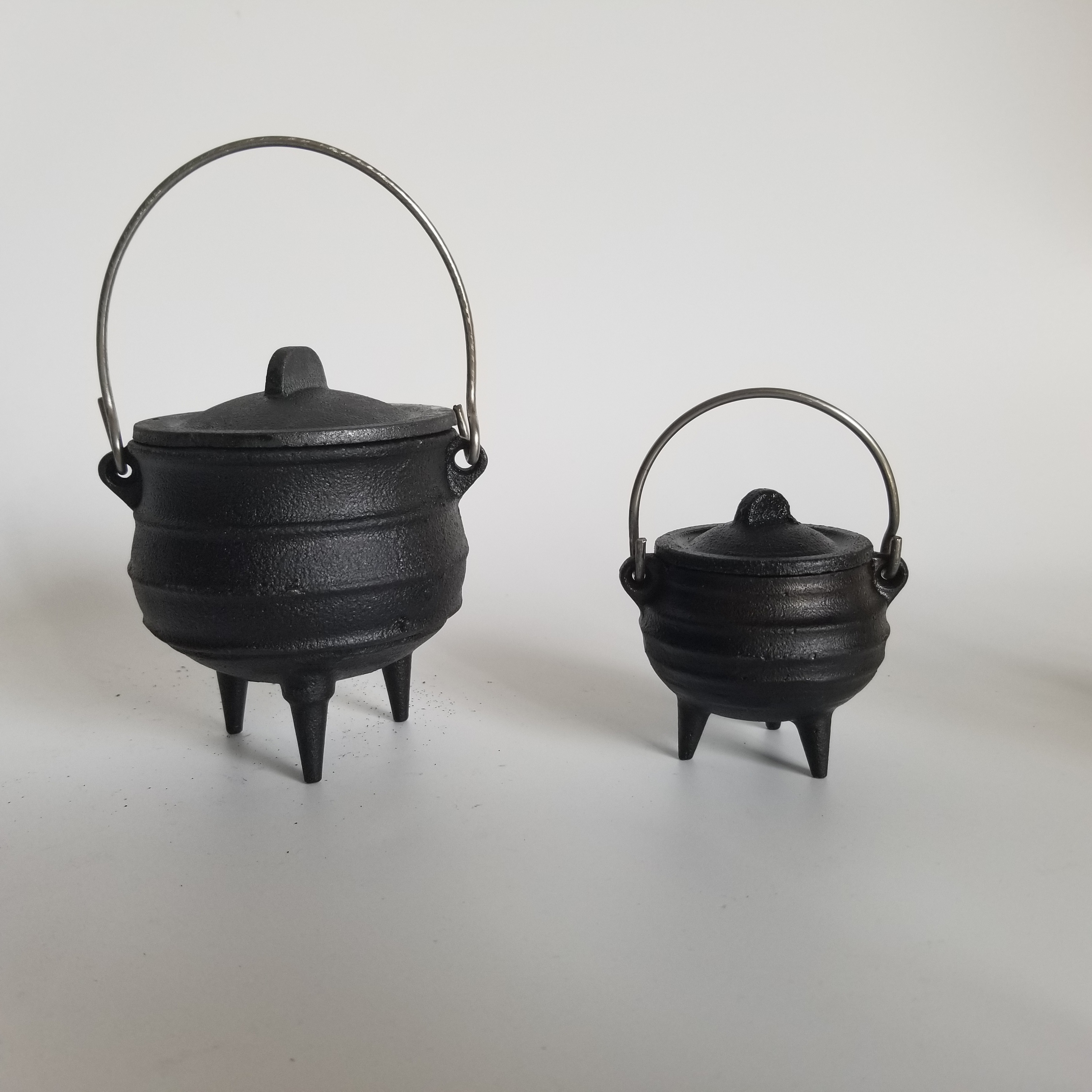 Gusseisen-Kessel Mit Griff – Ideal Zum Räuchern, Verschmieren Oder Als Deko & Kerzenhalter, 15,2 X 15,2 Cm