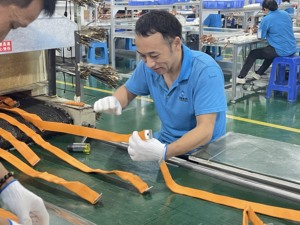 Chất lượng cao nhôm linh hoạt kết nối 450V 15A IP68 đánh giá năng lượng mới Xe pin mềm busbar Thiết bị phân phối điện - Product Image 4