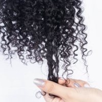 Precio al por mayor: Paquetes de cabello humano virgen rizado sin procesar 100% natural, doble trama para tejido de cabello.