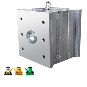 บริการแม่พิมพ์ฉีดพลาสติก ABS แบบพิมพ์แบบกำหนดเองสำหรับหุ่นขนาดเล็ก - Product Image 1