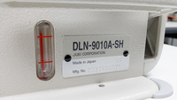 Machine à coudre industrielle à point noué à alimentation par aiguille haute vitesse à aiguille simple automatique JUKI DLN-9010A-SH du Japon avec table