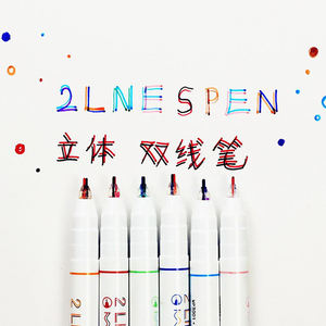 Los estudiantes bicolores usan un rotulador para tomar notas y garabatear un colorido manual de fantasía - Product Image 4