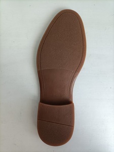 <span class=keywords><strong>Suelas</strong></span> de goma de alta calidad <span class=keywords><strong>para</strong></span> <span class=keywords><strong>zapatos</strong></span> de vestir Material de suela de zapato duradero <span class=keywords><strong>y</strong></span> elegante - Product Image 4