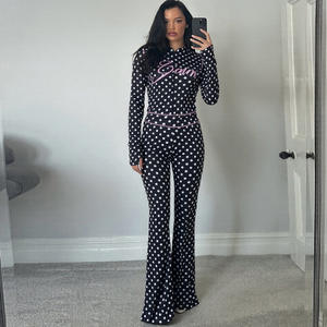 Stampa digitale elasticizzata due pezzi Set tuta con cappuccio per le donne invernali 2 pezzi giacca con Zip e pantaloni sportivi abbinati - Product Image 4