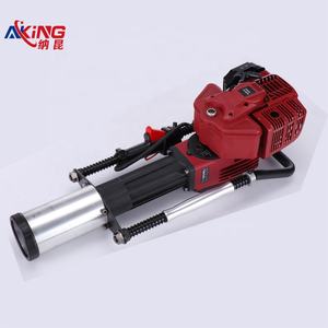 Mesin <span class=keywords><strong>Pile</strong></span> <span class=keywords><strong>Driver</strong></span> Rig Pengeboran Pemasangan Sekrup Tanah Surya Bensin 4 Tak - Product Image 4