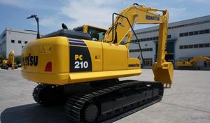 Mini-excavatrice Komatsu PC210 d'occasion certifiée de haute qualité, moteur Caterpillar, pompe, modèle 2018, 21 tonnes, 123,2 kW, assurance prix - Product Image 6