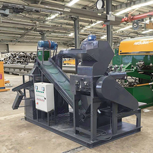 Granulador automático de alambre eléctrico para alambre de cobre/reciclaje de cables Equipo usado de fábrica con componente de motor central - Product Image 1