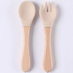 Cuchara de entrenamiento para bebés que aprenden a comer, cuchara con mango corto, cuchara de silicona para alimentos de bebé - Product Image 2
