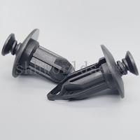 100 pièces/sac, clip en plastique pour GM, Chrysler 10140480, 6502625