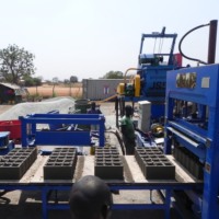 QTJ4-30 manuel Interlock pavage bloc faisant la Machine nouvelle Construction Vibration ciment brique Machine moule pour argile brute
