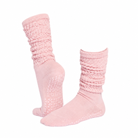 Chaussettes de yoga antidérapantes douces, chaussettes de Pilates avec grip, bordure à volants et grip intégral sur la semelle pour Barre, Studio, Reformer, logo personnalisé OEM ODM