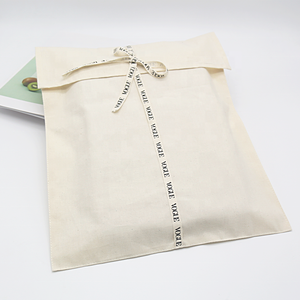 أكياس قماشية قطنية صديقة للبيئة بتصميم ظرف ورباط لحفظ الملابس والأحذية من الغبار مع شعار مخصص - Product Image 2