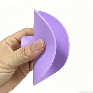 Nắp cốc silicon có ngăn đựng túi trà & nút chống nóng, giữ chắc dây lọc trà & ngăn ngừa bỏng, nắp đậy cốc cà phê/trà - Product Image 3