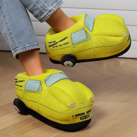 Chaussons en tricot pour femmes 2026 Nouveauté Hiver Chaussures à talon compensé en une seule pièce avec motif de voiture de dessin animé Semelles épaisses avec talons en coton rembourrés