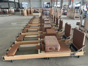 เครื่องออกกำลังกายแบบพับได้รุ่น Commercial Custom Logo Foldable Reformer สำหรับใช้ในบ้าน รุ่น Eleven-F-RE001 Folding Reforme - Product Image 3