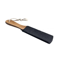 Lime à pieds double face en carbure de silicium avec manche en bois pour l'exfoliation des peaux mortes et l'élimination des callosités – Vente en gros