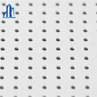 Plafond suspendu acoustique en aluminium moderne pour salle de classe scolaire, ignifuge et imperméable, panneau de plafond suspendu