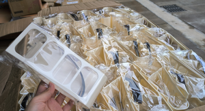 Estante de almacenamiento de control remoto creativo de cuatro compartimentos Escritorio de oficina - Product Image 5