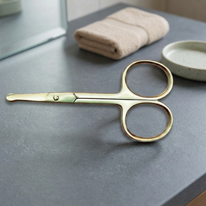 Tijeras Plegables de Acero Inoxidable Afilado para Diestros, para Recortar el Vello Facial, Bigotes, Barbas y Cejas de Forma Profesional y Rápida - Product Image 4