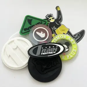 로고 모양 실리콘 고무 PVC 패치 모자 공급 업체 3d 실리콘 Pvc 패치 의류 용 고무 라벨