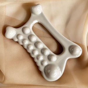 Peine Gua Sha de Cerámica Personalizable, Herramienta Multiusos de Forma Única para Raspado Corporal, Relajación Muscular Facial y Corporal - Product Image 4