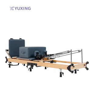Bois <span class=keywords><strong>de</strong></span> chêne Pilates Reformer Pro Pliable Maison Pilates Reformer Machine Portable Pilates Reformer Costumes pour Studio Gym Yoga <span class=keywords><strong>Naissance</strong></span> - Product Image 1