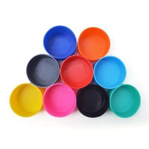 Housse de protection antidérapante pour bouteille d'eau, compatible avec les bols d'eau pour animaux de compagnie de 12 à 40 oz, en silicone - Product Image 1