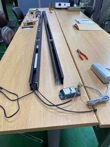 Sistema de rodillos deslizantes síncrono de la misma dirección, accionamiento electromagnético, herrajes de rodillos inteligentes para oficinas - Product Image 5