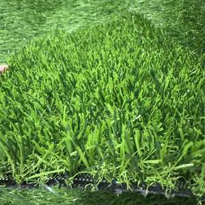 Haute qualité 20mm 50mm gazon artificiel gazon synthétique pelouse naturelle meilleure vente résistance aux UV <span class=keywords><strong>tapis</strong></span> vert pour la maison jardin utilisation - Product Image 5