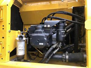Excavadora de cadenas KOMATSU PC210LC de alta calidad, modelo 2021, peso operativo de 20500 kg, capacidad de la cazoleta de 0.94 m, de segunda mano, 103 kW - Product Image 6