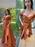 S3518N Nouvelle Robe de Soirée de Bal en Satin à Épaules Dénudées et Sans Bretelles avec Fente, Idéale pour Hôtesse de Réunion Annuelle - Collection 2026, Meilleure Vente