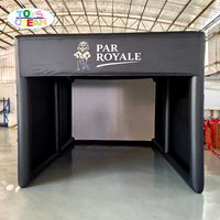 Tente de simulation de golf gonflable professionnelle de haute qualité avec écran de projection durable et support de projecteur.