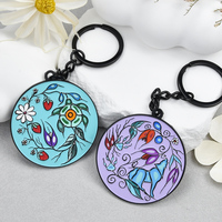 Gantungan Kunci Enamel Anime Kustom Hitam Kartun Maskot Seni Pola Bunga Gantungan Kunci Logam
