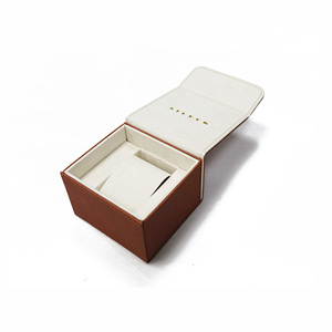 Caja de almacenamiento de relojes de cuero PU de lujo personalizada con logotipo personalizado - Product Image 1