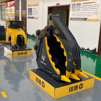 Godet hydraulique personnalisé MONDE avec structure compacte pour la préhension et le transfert de déchets et de matériaux en vrac