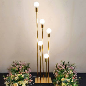 Lampada da strada in metallo placcato oro Base palcoscenico per matrimoni illuminazione decorativa per le vacanze di natale - Product Image 2